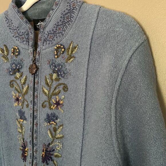 Icelantic Embroidered Wool Shacket Sweater Jacket Medium - Picture 7 of 15